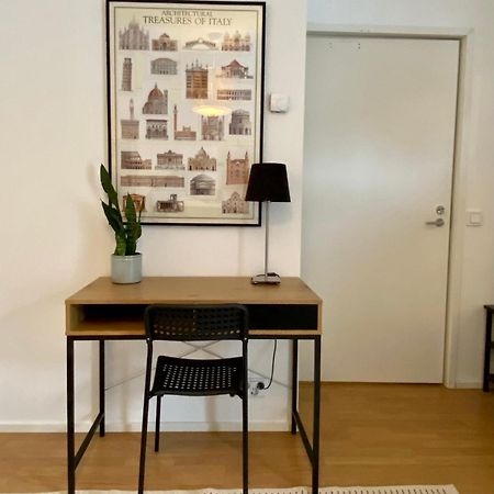 Tranquil Studio Near Nature, Free Parking& Wifi Helsingfors Eksteriør bilde